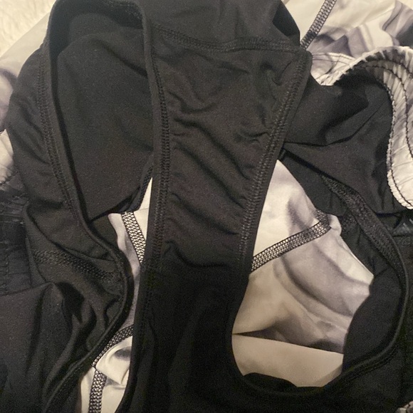 Express Core Running Shorts - Picture 4 of 4